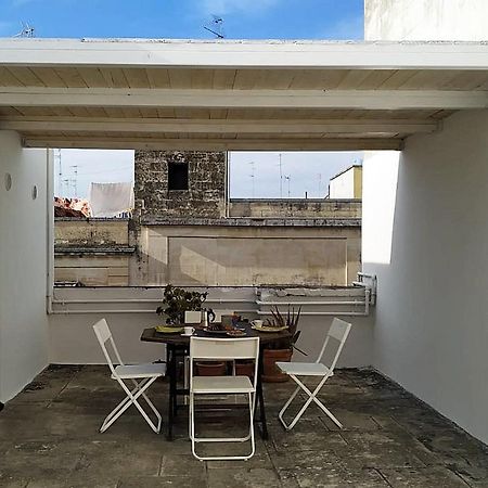 Confortevole Appartamento Vicino Al Centro เลชเช ภายนอก รูปภาพ