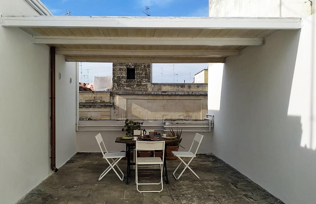 Confortevole Appartamento Vicino Al Centro เลชเช ภายนอก รูปภาพ